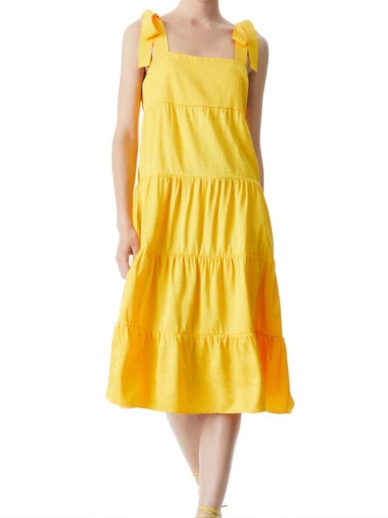 Alice + Olivia Dresses & Skirts - Alice + Olivia Cynthia Dress Size 10 Yellow Textured Midi Dress Worn Once